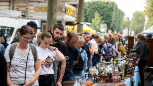 Des milliers de personnes dans les rues de Lille pour la grande braderie