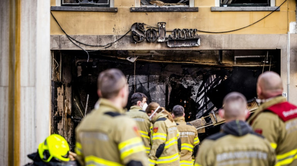 Brand zerstört teilweise das historische Zentrum von Arnheim in den Niederlanden