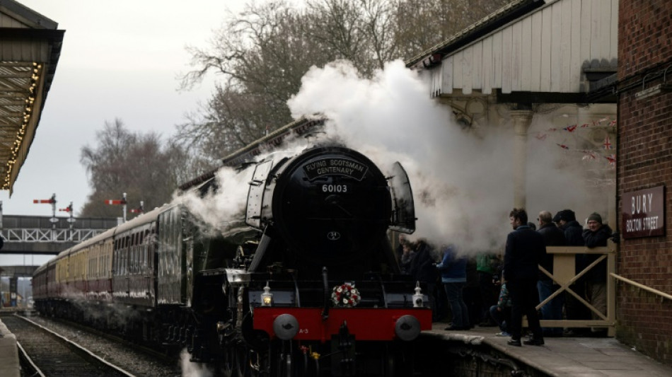 Injuries in Scotland rail crash, Flying Scotsman involved