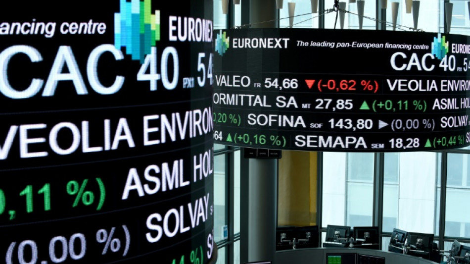 Bourses européennes: Paris (-0,08%) et Londres (-0,05%) ouvrent stables, Francfort (-0,18%) recule légèrement