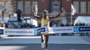 Kipruto gagne le marathon de Tokyo, Kipchoge 10e