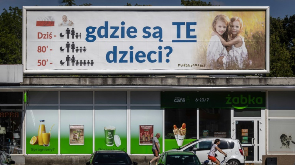 Billboards get Poles talking low birth rate