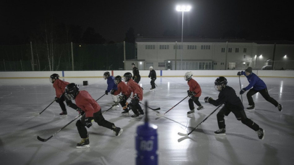 En Finlande, la crise énergétique fait trembler le roi hockey