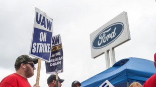 Etats-Unis: 8.700 employés supplémentaires cessent le travail chez Ford sur consigne du syndicat UAW