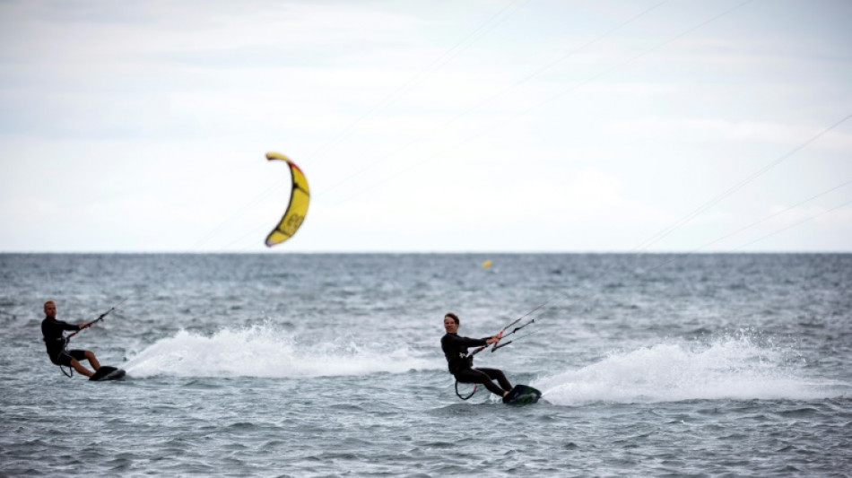 Tödlicher Kiteunfall in der Ostsee: Mann stirbt in Boddengewässer 