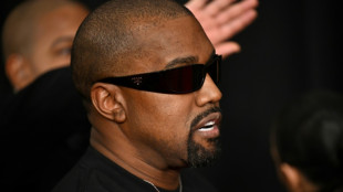 Kanye Wests Website nach Verkauf von Nazi-T-Shirts offline