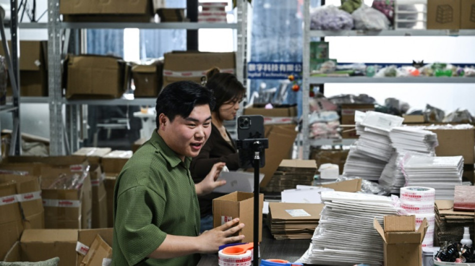 Young Chinese seek alternative jobs in shifting economy