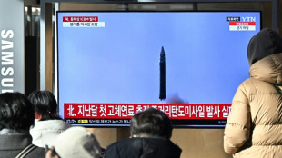 Tokio und Seoul: Nordkorea testet ballistische Rakete mit großer Reichweite