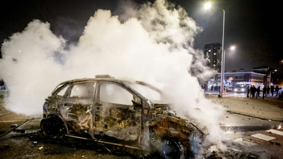 Vier Polizisten bei Ausschreitungen bei Eritreer-Treffen in Den Haag verletzt