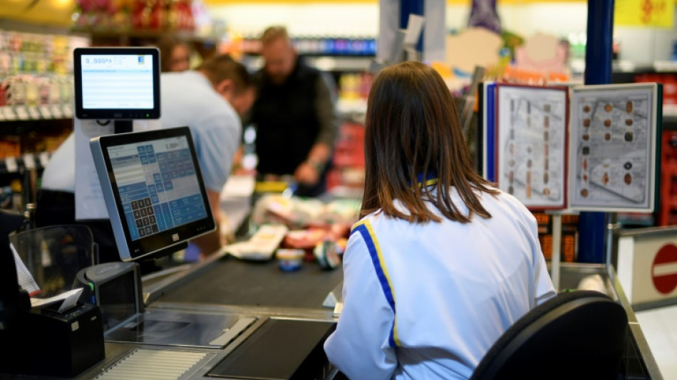 Postbank-Kunden können künftig fast 1000 Euro an der Supermarktkasse abheben