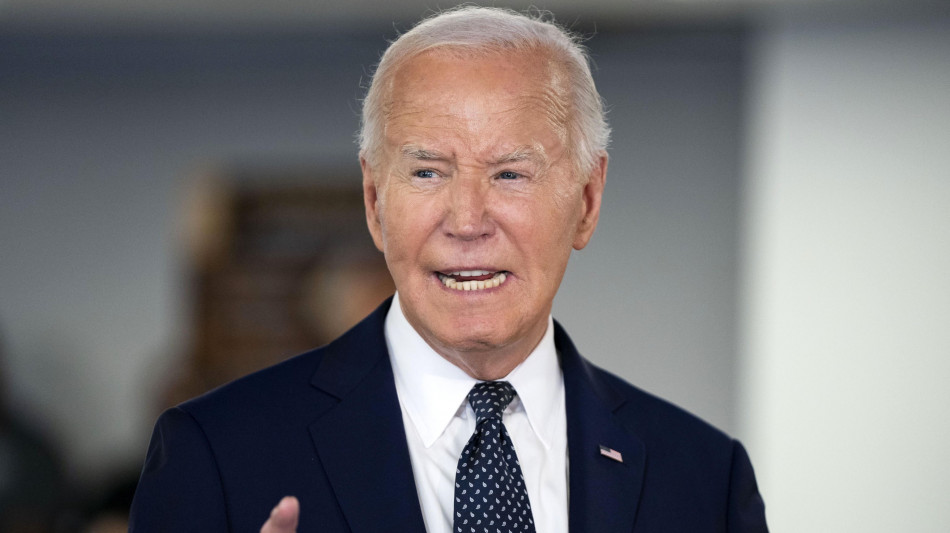 La Casa Bianca insiste, 'Biden non sta pensando al ritiro'