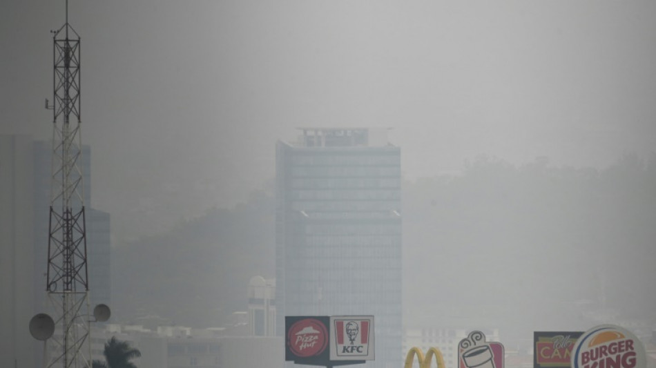 Hondurenhos voltam a usar máscaras por causa da contaminação do ar