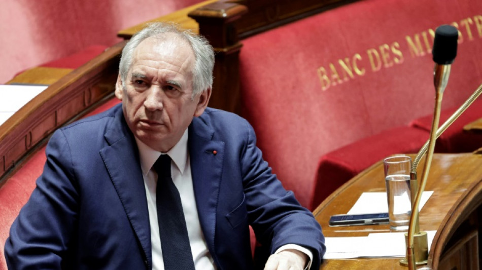 Les ministres du gouvernement Bayrou prennent leurs fonctions