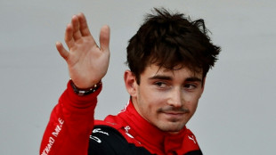 Leclerc (Ferrari) firma en Bakú su 4ª 'pole' consecutiva, por delante de los Red Bull