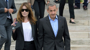 Carla Bruni citada em caso de manipulação de testemunhas na França, segundo fonte próxima