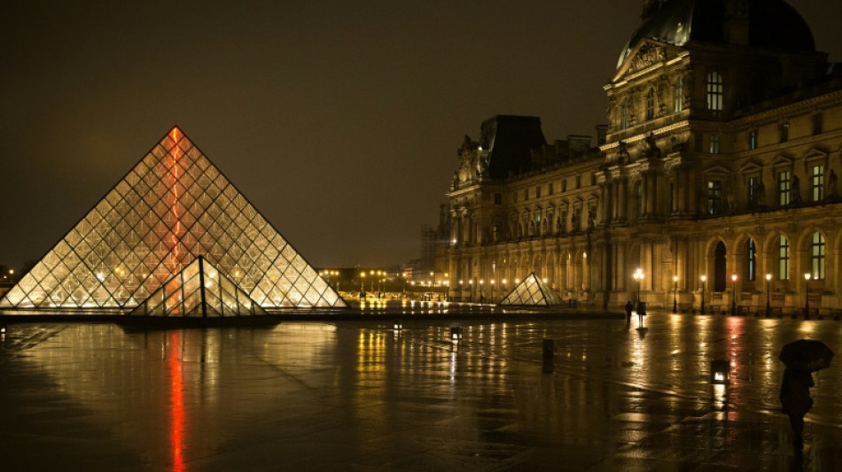 Außenbeleuchtung von Louvre und Schloss Versailles wird verkürzt