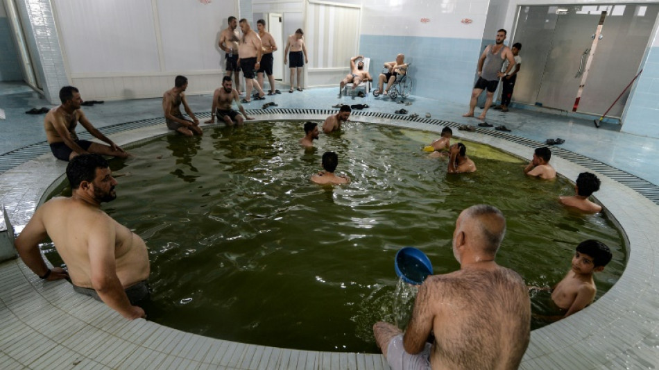 Un balneario termal renace entre las heridas de la violencia yihadista en Irak